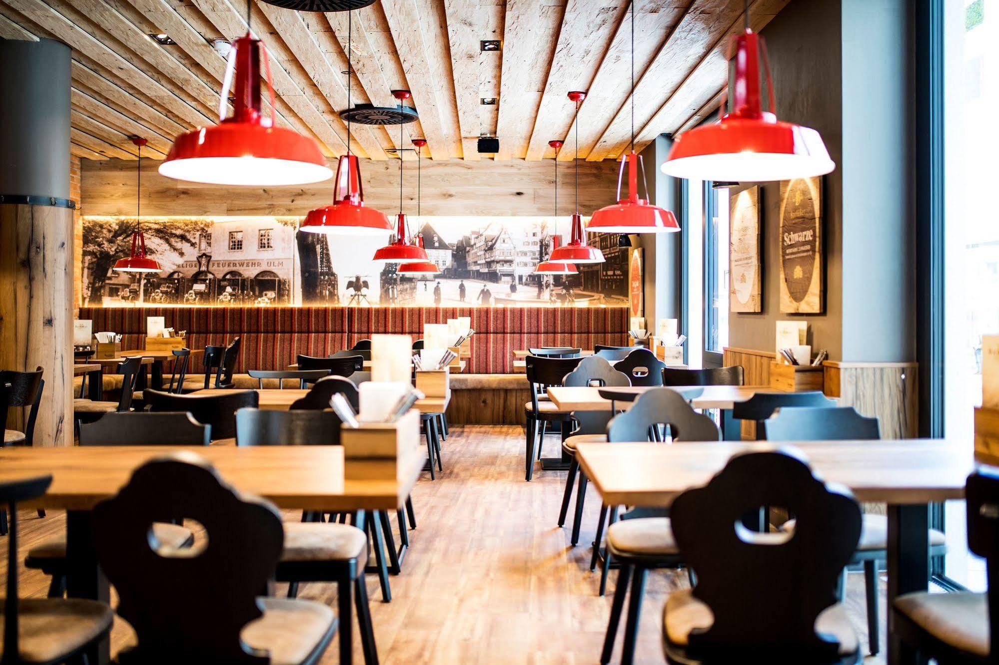 Riku Hotel Ulm Zewnętrze zdjęcie